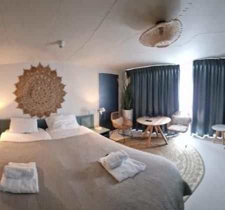 Hotel Liberte Schoorl Bagian luar foto