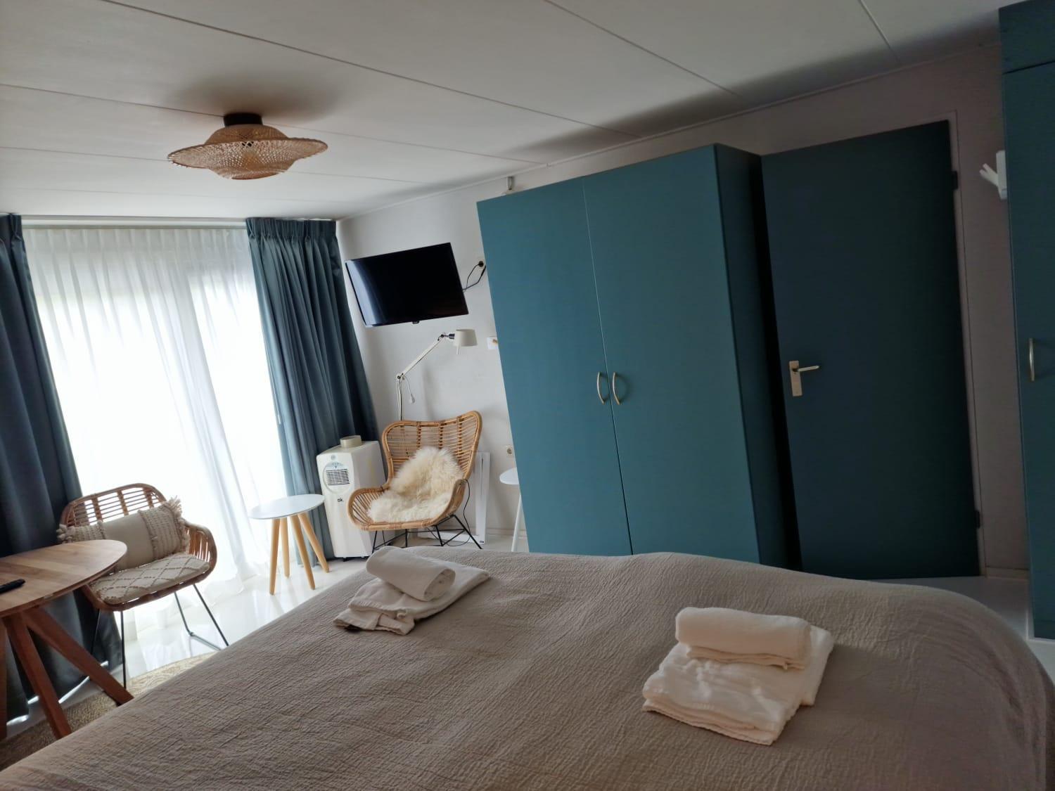 Hotel Liberte Schoorl Bagian luar foto
