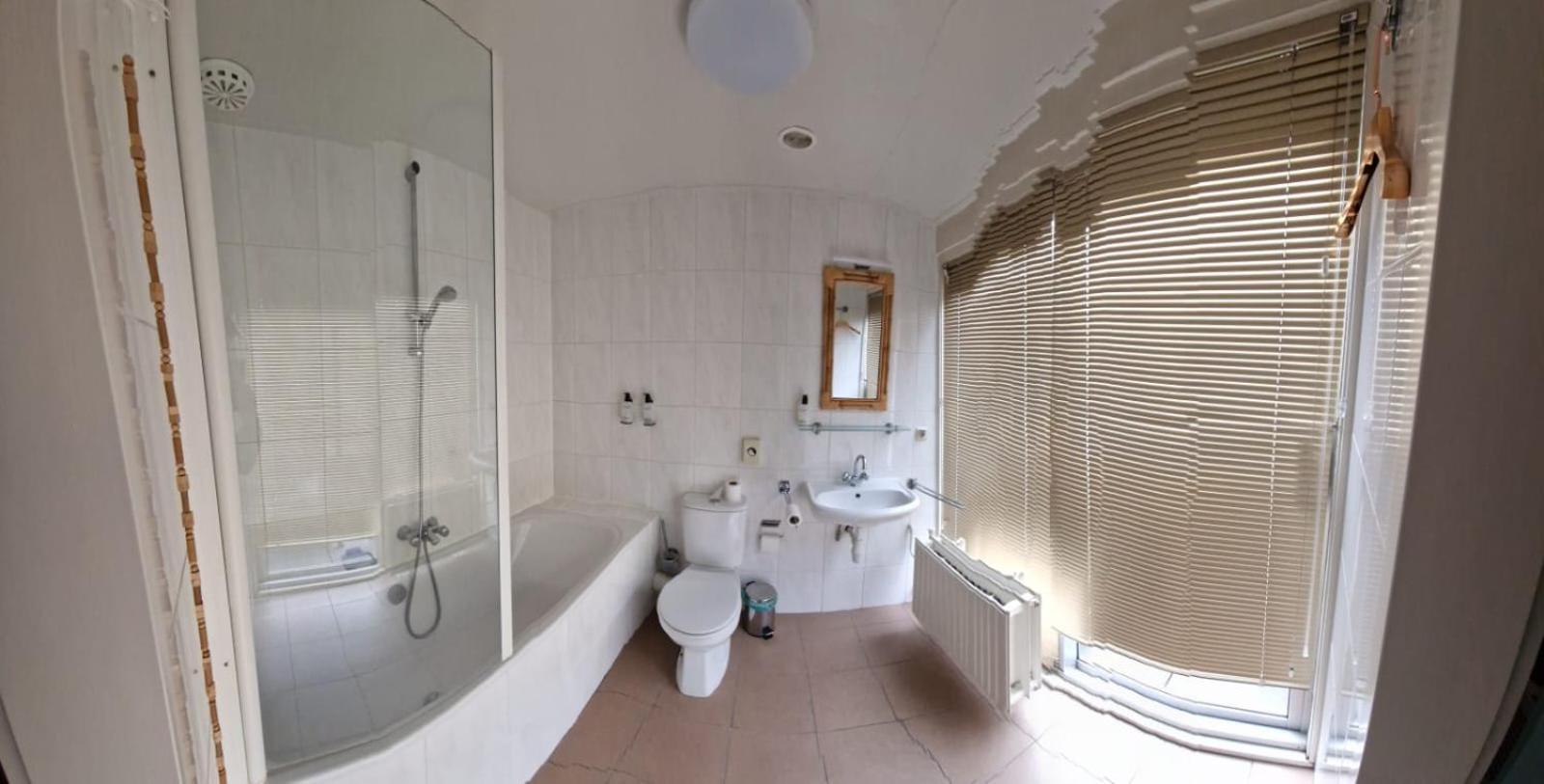 Hotel Liberte Schoorl Bagian luar foto